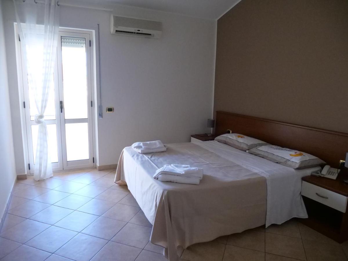 Grand Hostel Calabria Pietrapaola Экстерьер фото